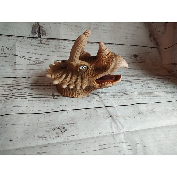 Dinosaur Triceratops Hand Puppet Magic Time 2018 Flexible Rubber - Picture 1 of 9